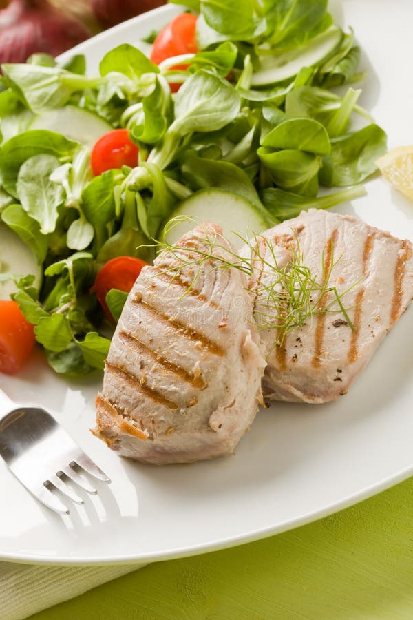 Grilled Tuna Steak with Salad