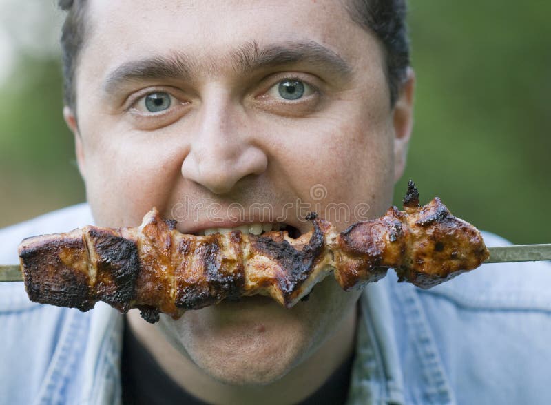 grillfestman royaltyfria foton grillfestman royaltyfria foton