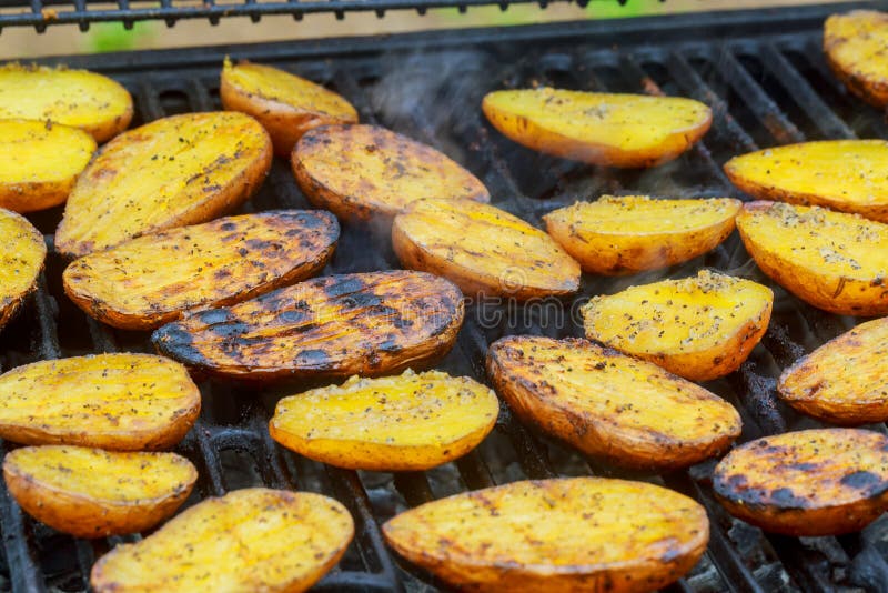 Grilled Smashed Potatoes Recipe Recipe Smashed potatoes recipe, Grilled potatoes