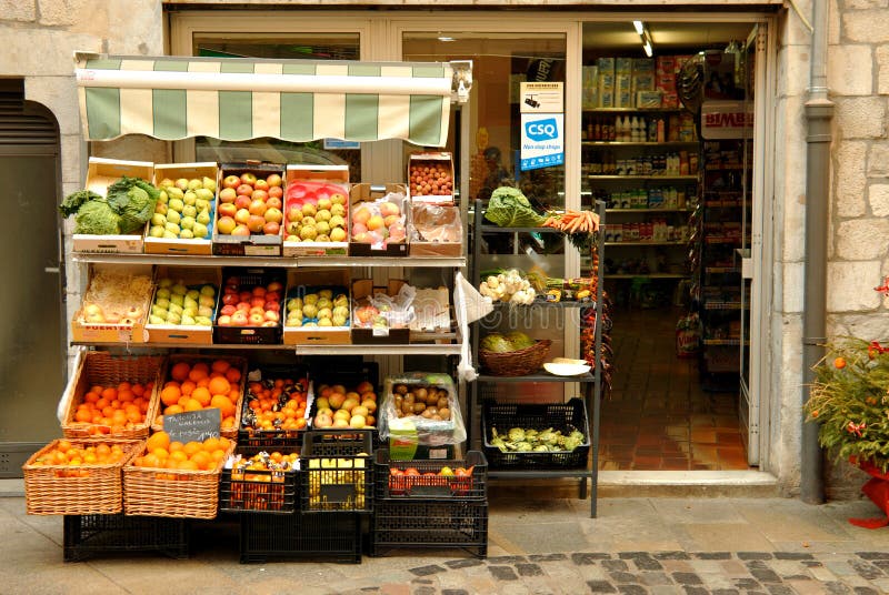 Grocery shop in Spain editorial photography. Image of cooking 28382577