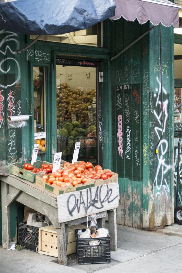 Grocery Store in Toronto editorial photography. Image of toronto 62227627
