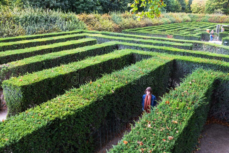 Groen labyrint van het paleistuin van Schloss Schonbrunn royalty-vrije stock foto Groen labyrint van het paleistuin van Schloss Schonbrunn royalty-vrije stock foto