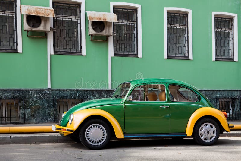 Groene auto royalty-vrije stock foto's