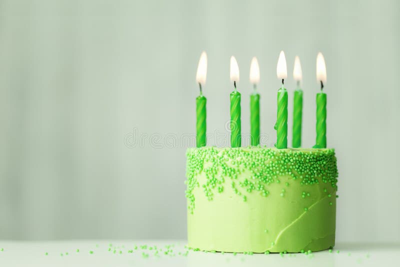 Groene verjaardagstaart