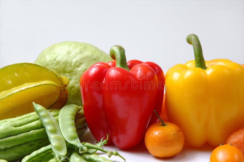 Fruit en groente in lijn stock foto. Image of vrucht 22502008