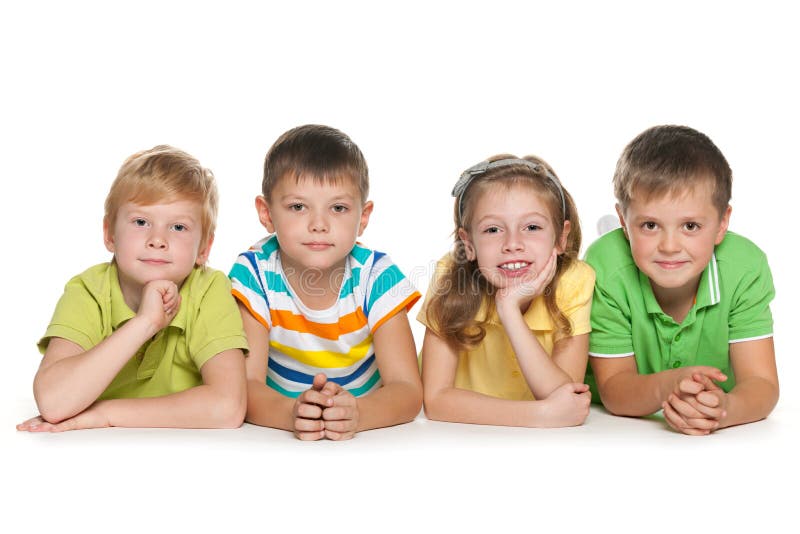 Groep van vier vrolijke kinderen royalty-vrije stock fotografie Groep van vier vrolijke kinderen royalty-vrije stock fotografie