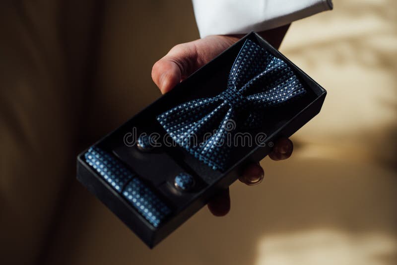 Groom bow-tie in a box