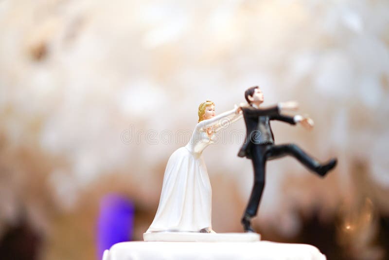 Bride and Groom Cake top funny couple running bride 