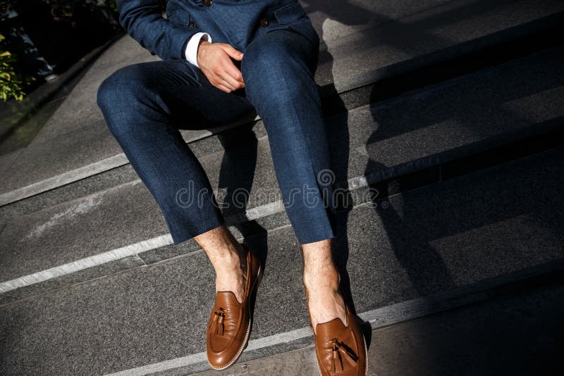 blue suits brown shoes