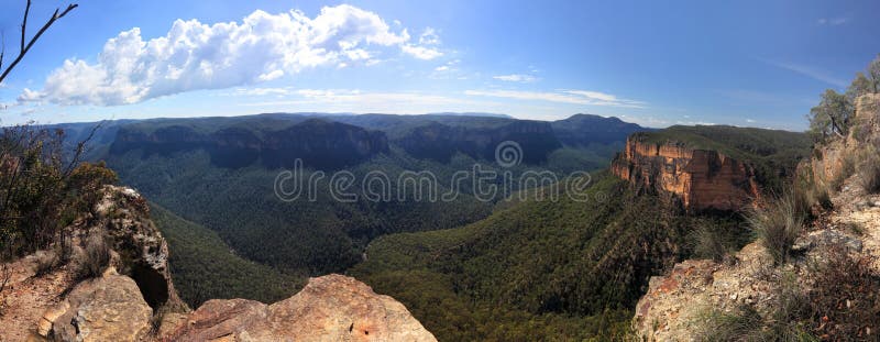 Grose gór Australia Dolinna Błękitna panorama zdjęcie stock Grose gór Australia Dolinna Błękitna panorama zdjęcie stock
