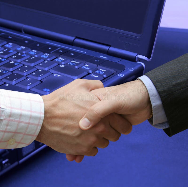 Great handshake over portable in the office. Great handshake over portable in the office