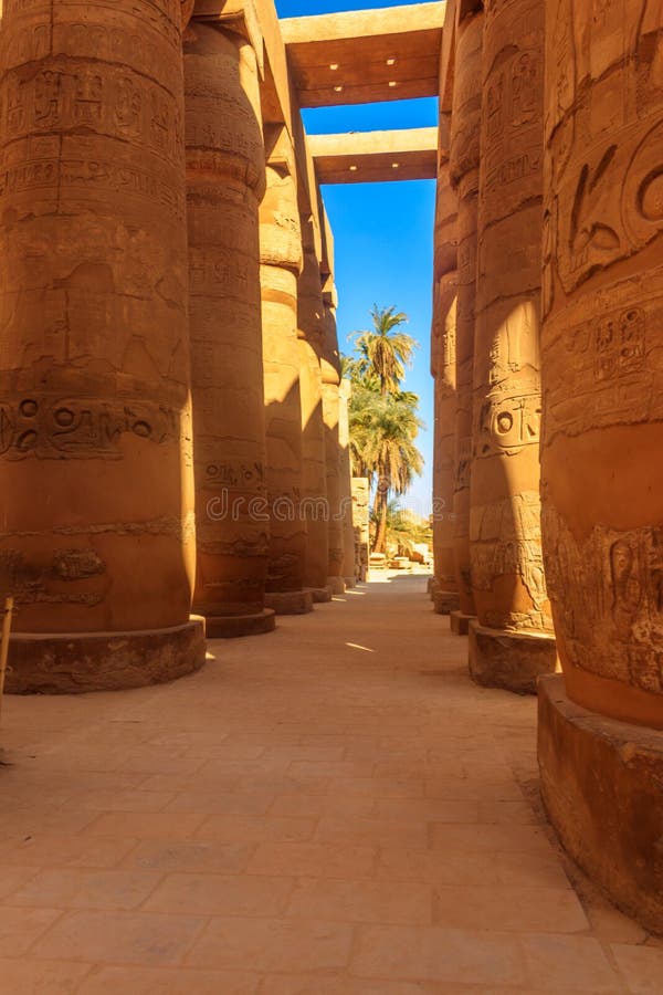 Grote Hypostyle Zaal in Karnak-tempel complex in Luxor, Egypte stock afbeelding Grote Hypostyle Zaal in Karnak-tempel complex in Luxor, Egypte stock afbeelding