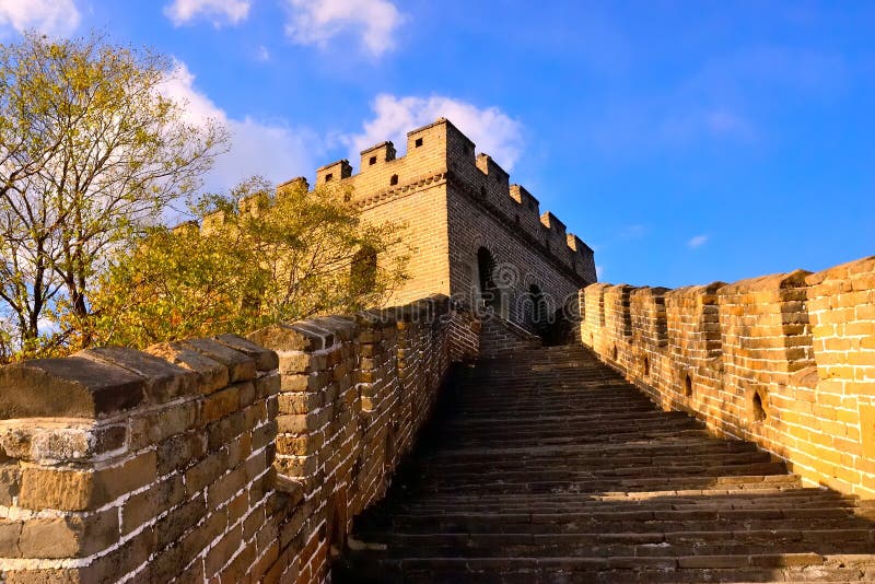 Grote Muur Stijgende Stappen in Mutianyu stock fotografie Grote Muur Stijgende Stappen in Mutianyu stock fotografie