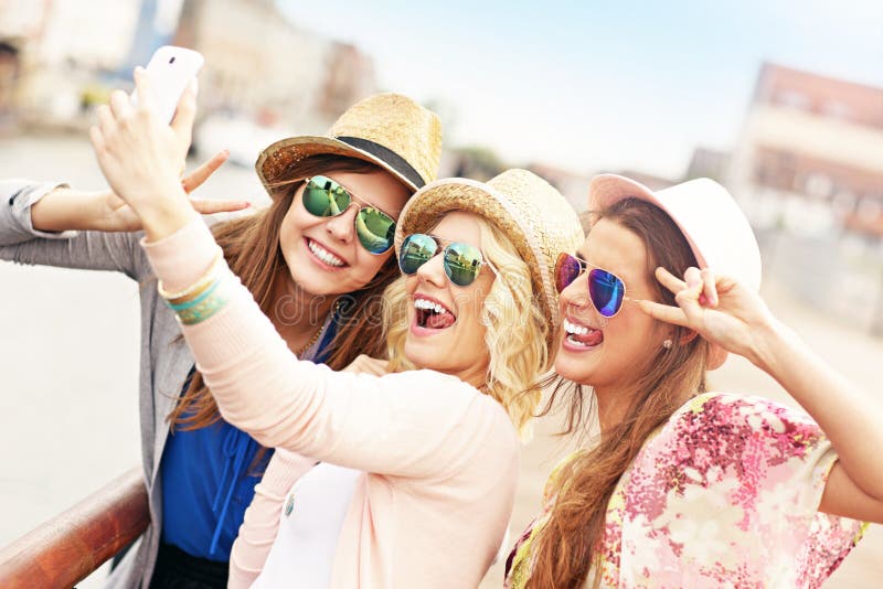 The Average Millennial Spends This Much Time Taking Selfies Each Week -  Brit + Co
