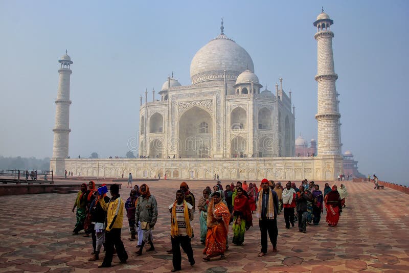 Group of People Walking at Taj Mahal Complex in Agra, Uttar Pradesh, India Editorial Image - Image of india, historical: 101713770 Group of People Walking at Taj Mahal Complex in Agra, Uttar Pradesh, India Editorial Image - Image of india, historical: 101713770