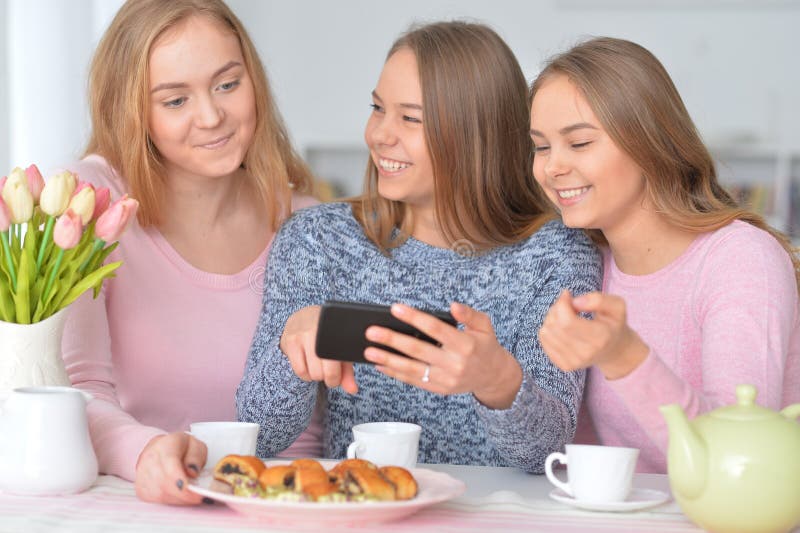 Group of Teenage Girls with Smartphone Stock Image - Image of pretty ...