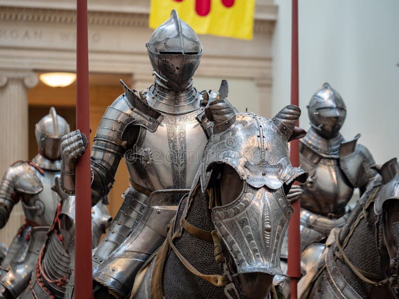 group-th-century-knights-wearing-german-plate-armor-around-group-th-century-knights-wearing-german-plate-armor-around-118262395.jpg