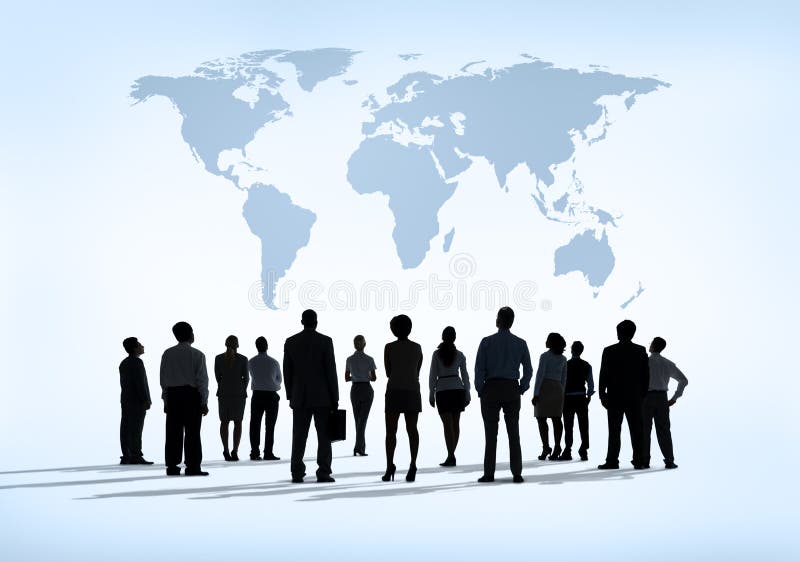 Groupe de gens d'affaires apprenant pour des tendances économiques globales image libre de droits Groupe de gens d'affaires apprenant pour des tendances économiques globales image libre de droits