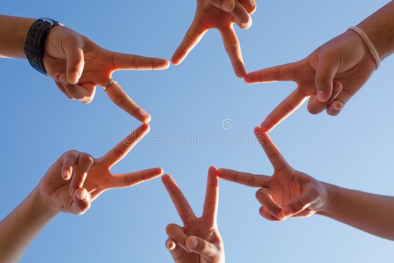 Groupe de mains diverses se joignant ensemble, Team Work Concept photos libres de droits Groupe de mains diverses se joignant ensemble, Team Work Concept photos libres de droits
