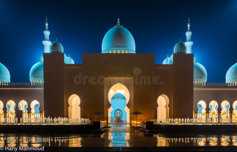 Großartige Moschee in Abu Dhabi, UAE stockfotos Großartige Moschee in Abu Dhabi, UAE stockfotos