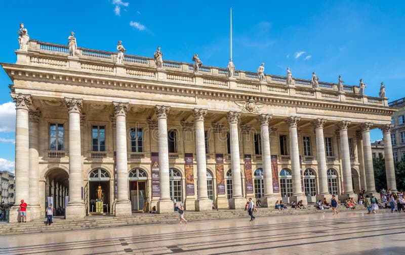 Großartiges Theatergebäude im Bordeaux - Frankreich stockfotos Großartiges Theatergebäude im Bordeaux - Frankreich stockfotos