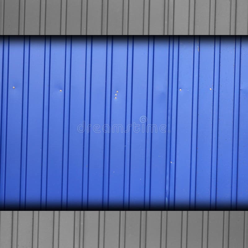 Grunge de la pared del fondo de la raya azul de la cerca del hierro fotografía de archivo Grunge de la pared del fondo de la raya azul de la cerca del hierro fotografía de archivo