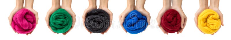 Grupo de bolas coloridas de lãs do merino nas mãos, colagem imagem de stock royalty free Grupo de bolas coloridas de lãs do merino nas mãos, colagem imagem de stock royalty free