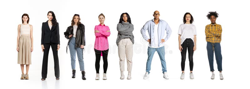 Grupo de diferentes personas multiétnicas hombres y mujeres parados aislados sobre un cartel horizontal de volante de fondo blanco fotografía de archivo