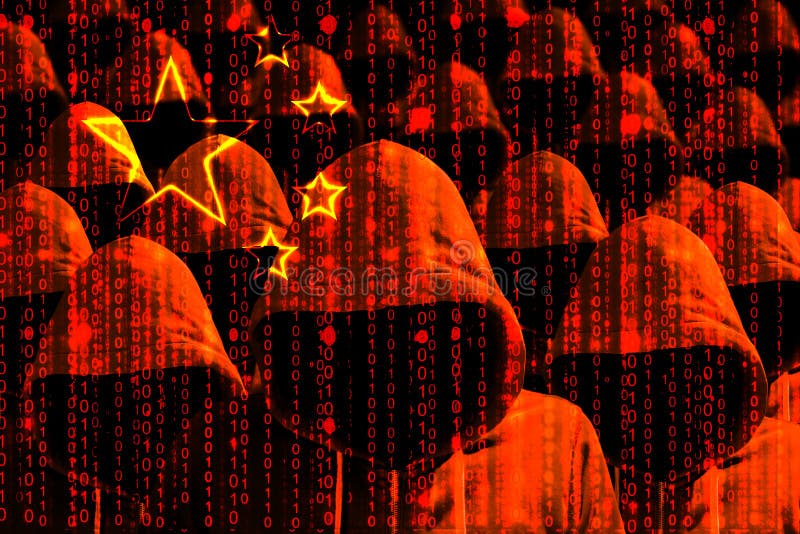 Grupo de piratas informáticos encapuchados que brillan a través de una bandera china digital foto de archivo libre de regalías Grupo de piratas informáticos encapuchados que brillan a través de una bandera china digital foto de archivo libre de regalías