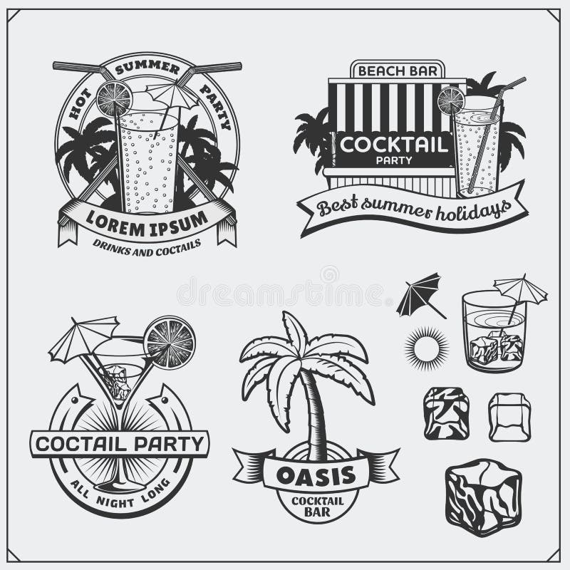 Grupo de ícones dos cocktail, de etiquetas e de elementos do projeto ilustração stock Grupo de ícones dos cocktail, de etiquetas e de elementos do projeto ilustração stock
