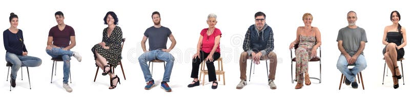 Grupp med personer som sitter pÃ¥ vit bakgrund royaltyfri fotografi Grupp med personer som sitter pÃ¥ vit bakgrund royaltyfri fotografi