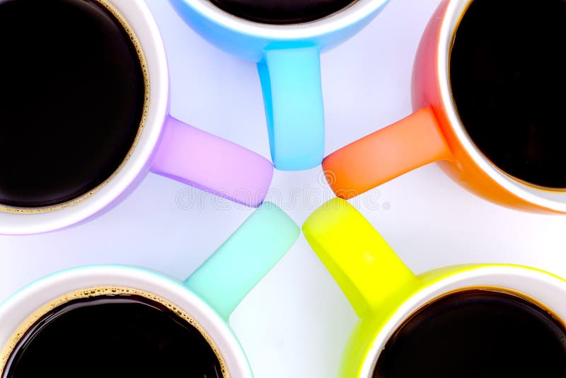 Gruppe bunte Kaffeetassen lizenzfreies stockfoto Gruppe bunte Kaffeetassen lizenzfreies stockfoto