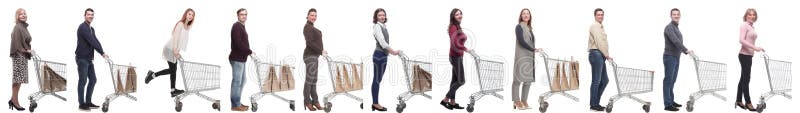 Gruppe von Leuten mit Karren, die isoliert Kamera betrachten lizenzfreie stockfotos