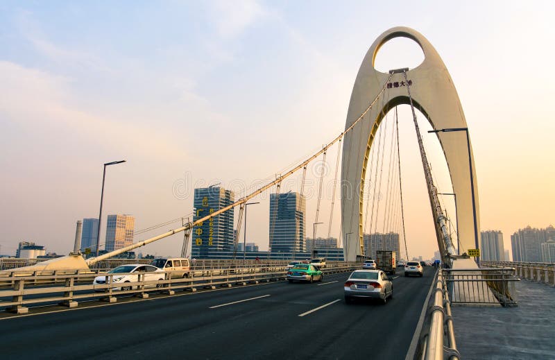 GUANGZHOU, ΚΙΝΑ - 3 ΙΑΝΟΥΑΡΊΟΥ 2018: Γέφυρα Liede Guangzhou