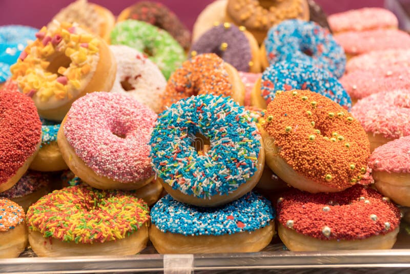 Guarnizioni di gomma piuma assortite variopinte fotografie stock