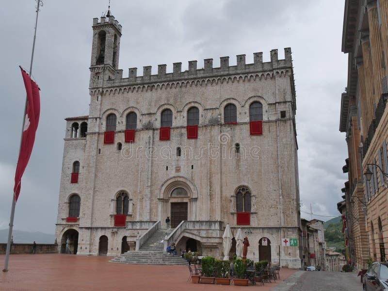 Gubbio - Grande square and consuls palace