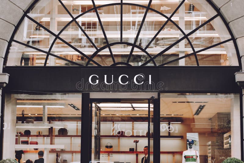 gucci outlet england