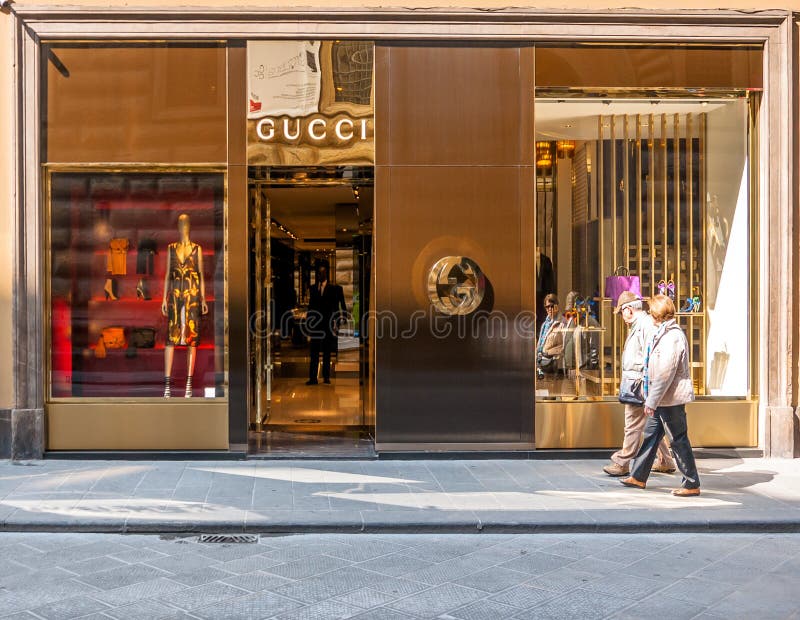 Gucci Shop In Florence, Italy Editorial Stock Image - Image of roman, city: 50138749