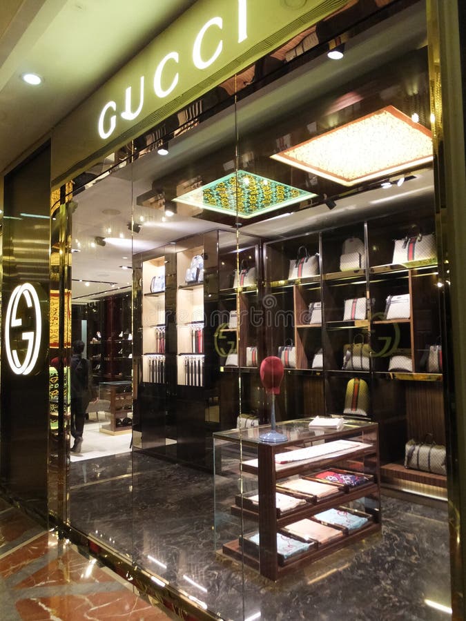 gucci store palladium