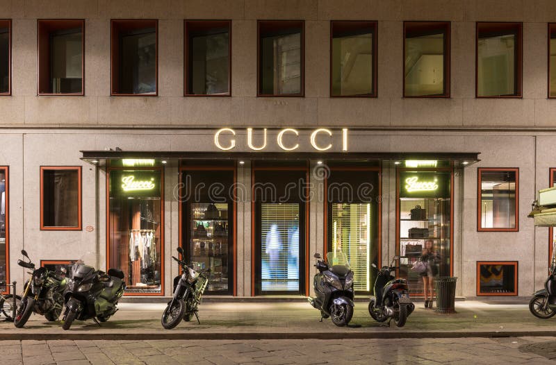 Gucci Store In Paris Stock Photo - Download Image Now - Gucci