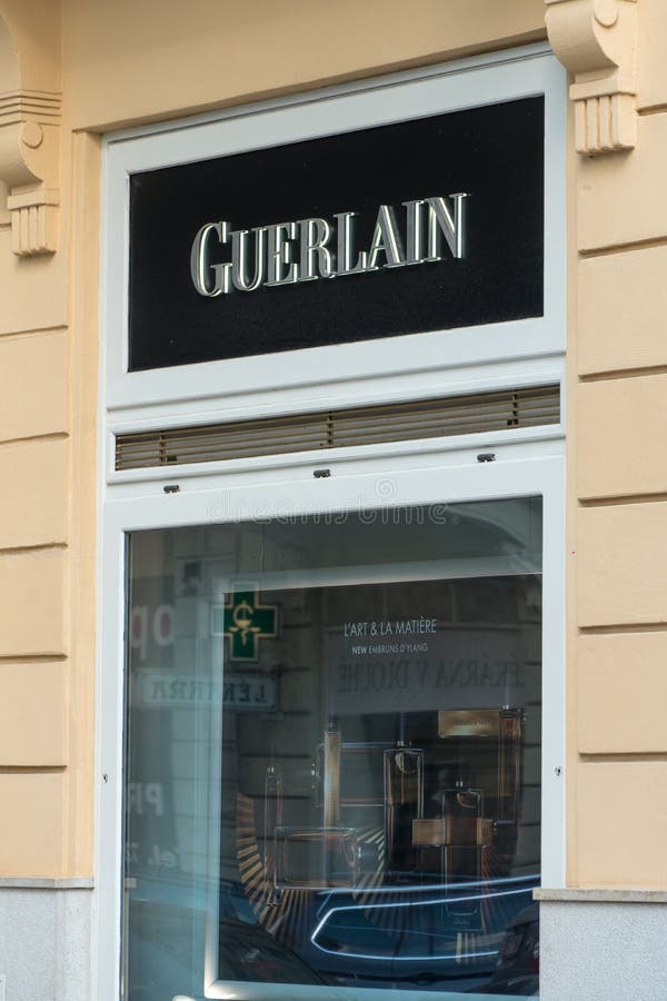 GUERLAIN BOUTIQUE - OkDesign