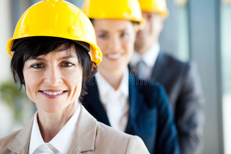 Guida di affari di costruzione fotografia stock Guida di affari di costruzione fotografia stock
