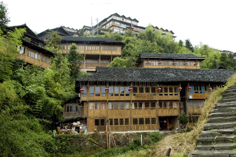 guilin chinois près de village photographie stock guilin chinois près de village photographie stock