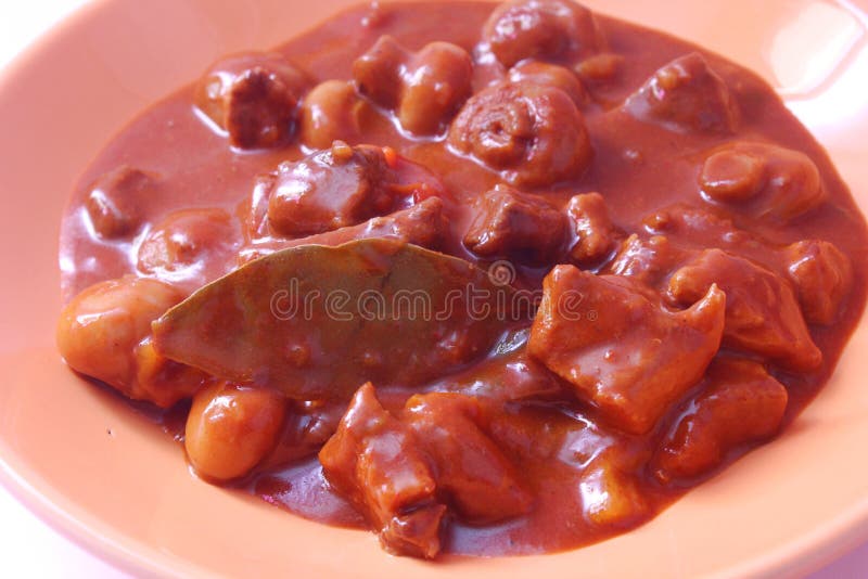 Guisado de la carne y de las setas fotografía de archivo Guisado de la carne y de las setas fotografía de archivo