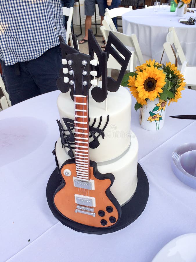 music party birthday theme cake