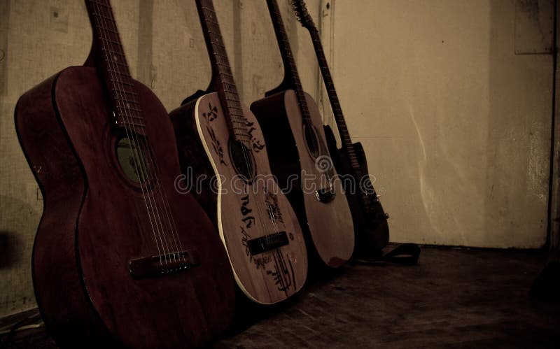 guitars fotografie stock libere da diritti guitars fotografie stock libere da diritti