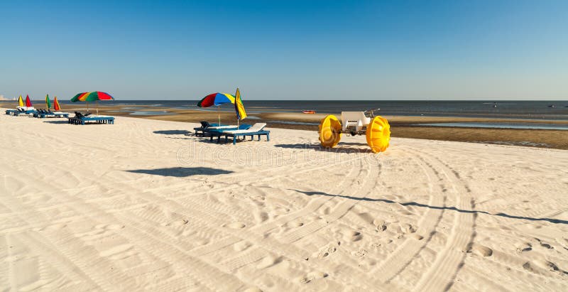 Image result for Public Domain Beach Images of the Mississippi Gulf Coast"