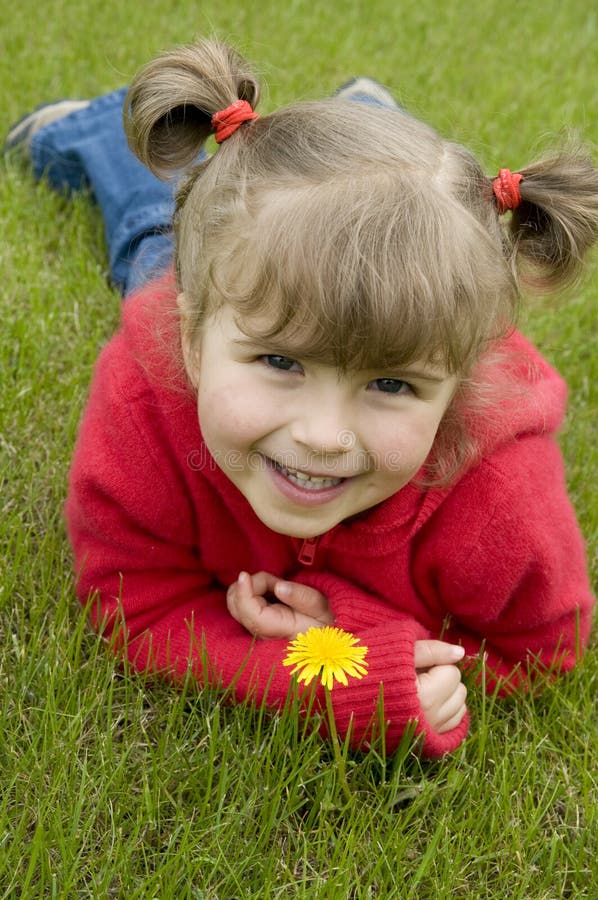 Söt flicka royaltyfria foton