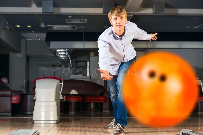 Bowling Hall / Bowling Lanes Stock Image Image of indoor, blue 12127889