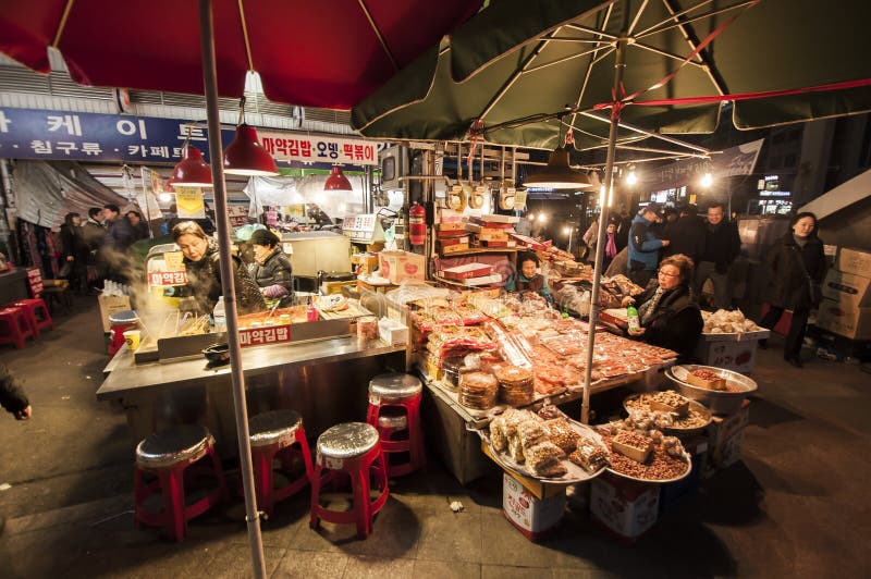 Gwangjang Market editorial photo. Image of foodstand - 53477731